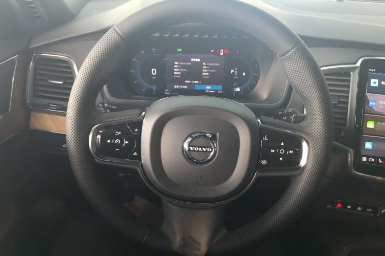 Used Volvo XC90 2024 B5 SmartDrive Luxury Edition 5 Seats