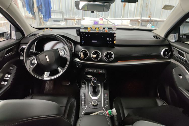 Used Wey VV6 2020 2.0T Two-Wheel Drive Smart Protection+
