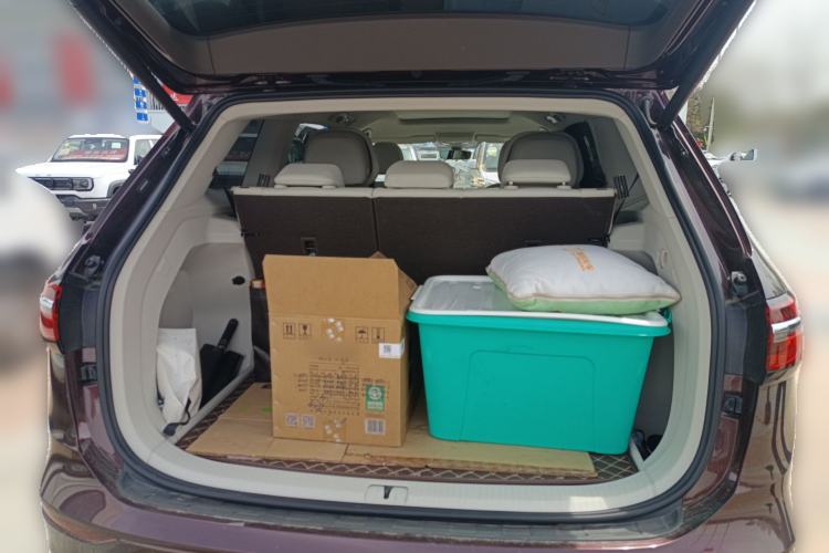 Used Volkswagen Viloran 2020 380TSI Prestige Edition Trunk