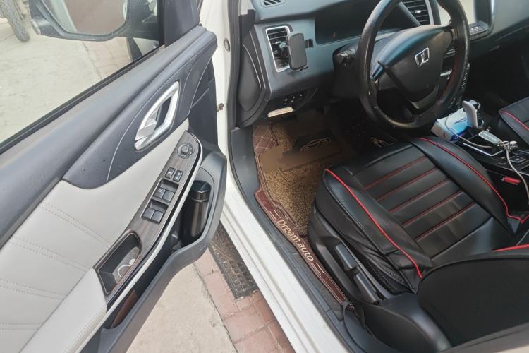 Used Luxgen 5 2015 1.8T Automatic Smart Model Driver Seat