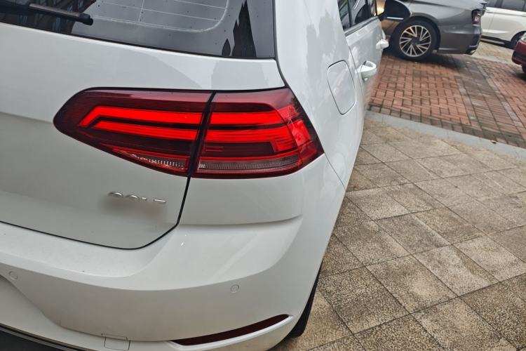 Used Volkswagen Golf 2020 Zhiai Edition 280TSI DSG Comfort Model Right Rear Taillight