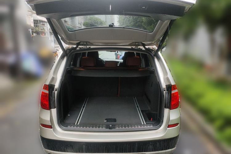 Used BMW X3 2013 Revised xDrive28i Luxury Edition Trunk