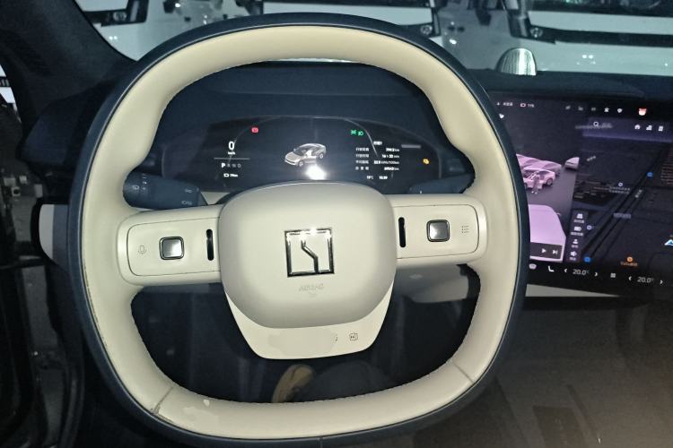 Used Zeekr 007 2024 Rear-Drive Enhanced Version 75 kWh Steering Wheel