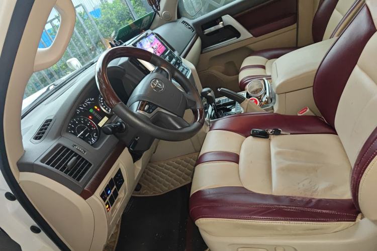 Used Toyota Land Cruiser 