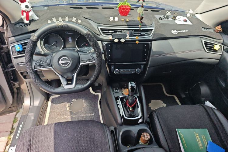 Used Nissan Qashqai 2023 Classic 2.0L CVT XV Comfort Edition Center Console