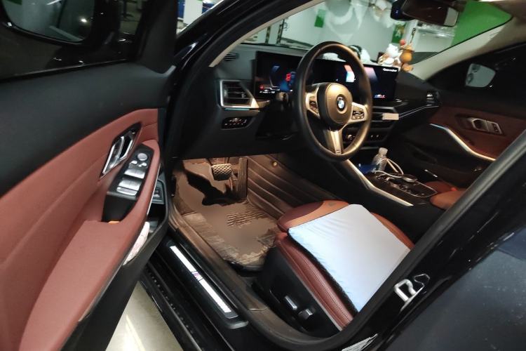 Used BMW 3 Series 2023 325Li M Sport Package Driver Seat