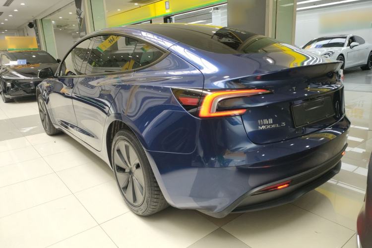 Used Tesla Model 3 2025 Rear-Wheel-Drive Version