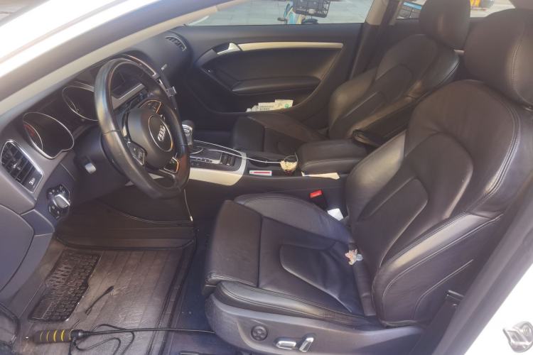 Used Audi A5 2013 Coupe 40 TFSI quattro
