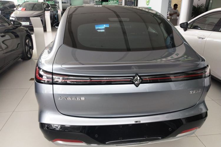 Used Baojun Enjoy 2025 Plug-in Hybrid 140km Standard Version