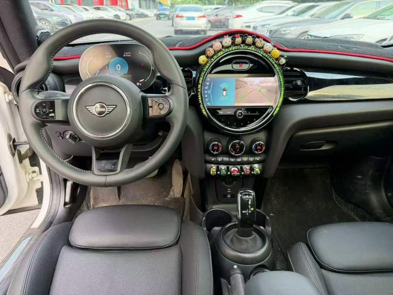 Used MINI 2023 1.5T COOPER King’s Cross Special Edition — 37