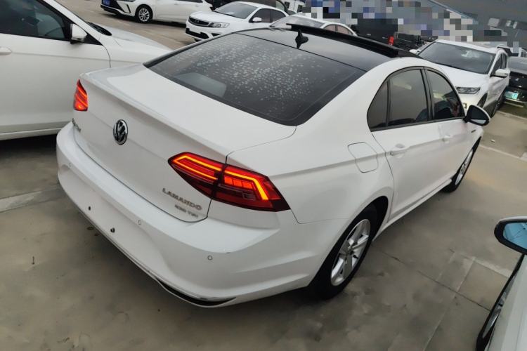 Used Volkswagen Lamando 2021 230TSI DSG Fashion Edition
