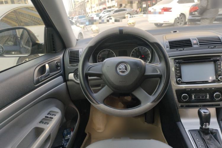 Used Skoda Octavia 2014 1.6L Automatic Yijun Edition