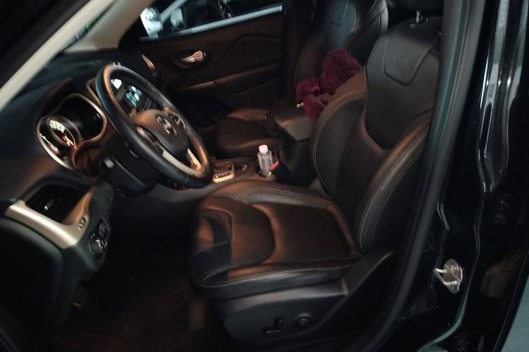 Used Jeep Cherokee 2016 2.4L Leading Edition