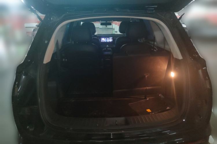 Used Dongfeng Fengon 580 2022 1.5T Automatic Luxury Version Trunk