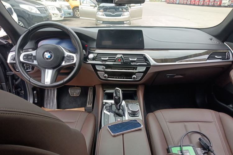 Used BMW 5 Series 2018 525Li M Sport Package