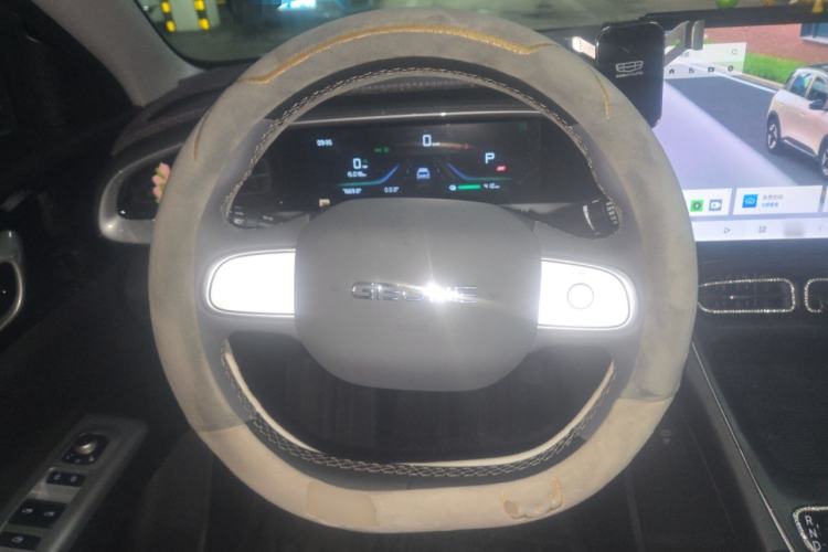 Used Geely Galaxy Geome 2026 Model 410km Freedom Edition Steering Wheel
