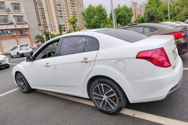 Used Bestune B50 2013 1.6L manual luxury version