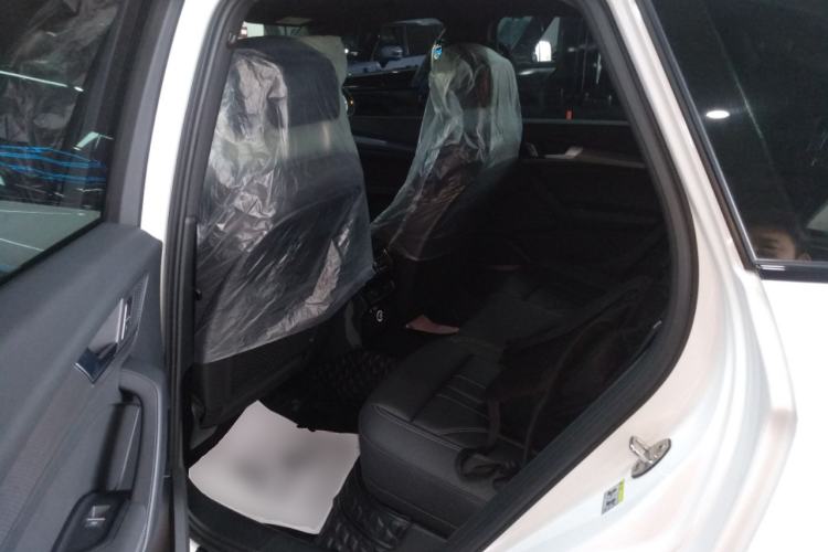 Used Audi Q5L 2024 45 TFSI Luxury Dynamic Model Left Rear Seat