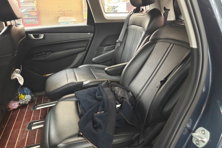 Used Wuling Victory 2020 1.5T CVT Flagship Edition Left Rear Seat