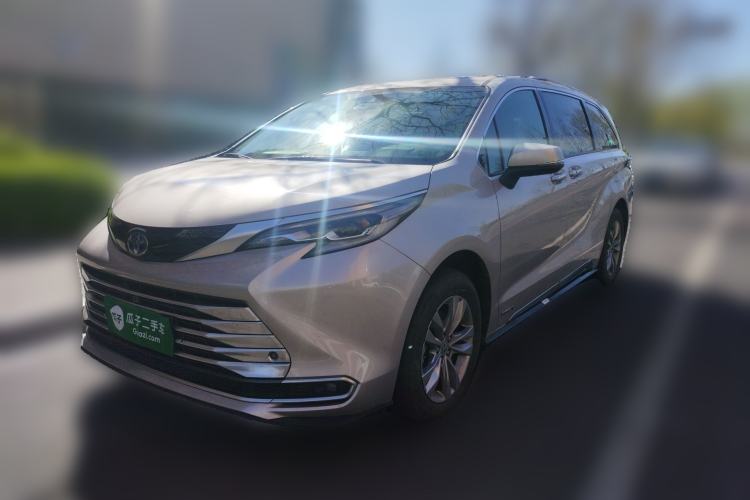 Used Toyota SIENNA 2021 2.5L Hybrid Platinum Edition