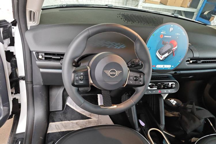 Used MINI Electric MINI COOPER 2024 456km COOPER E Classic Edition
