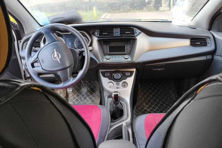 Used Haima M3 2017 1.5L Manual Fashion Edition
