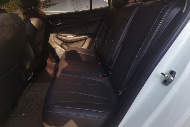 Used Roewe i5 2019 1.5L Automatic 4G Connected Langhao Edition Left Rear Seat