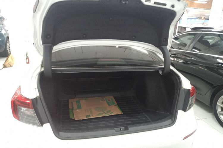 Used Honda Civic 2022 240TURBO CVT Dynamic Edition Trunk