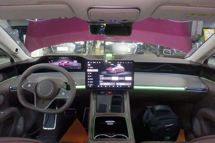 Used Hima Stelato S9 2025 Extended-Range Ultra Center Console