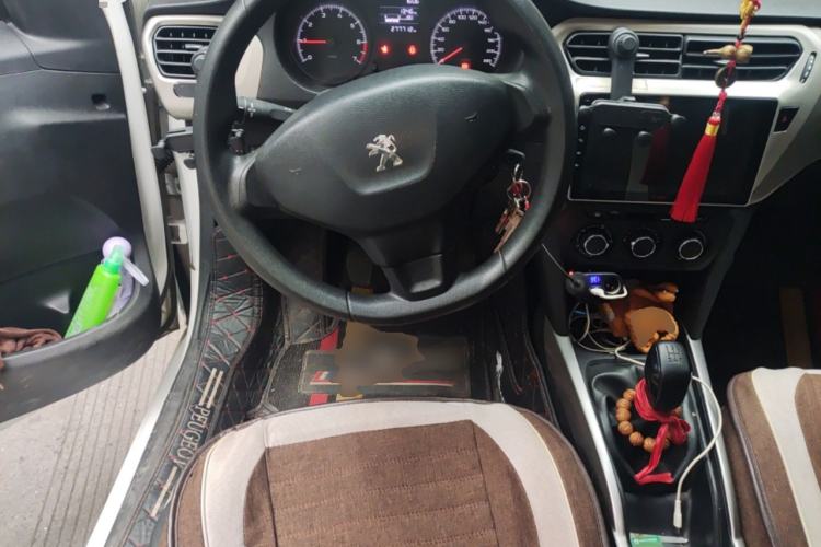 Used Peugeot 301 2017 1.6L Manual Comfort Edition Steering Wheel