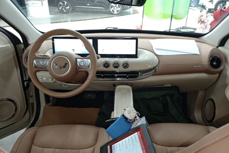 Used Wuling Bingo 2025 333 km Lingxi Connected Version Center Console