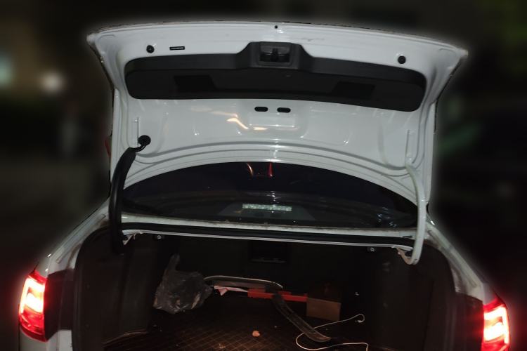 Used Volkswagen Sagitar 2017 230TSI Automatic Luxury Edition