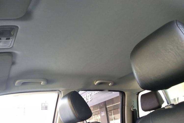 Used Great Wall Wingle 5 2017 2.0T European-spec Diesel Two-Wheel-Drive Entry-Level Big Double-Cab GW4D20D
