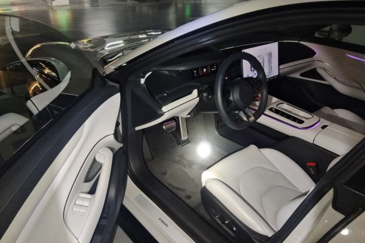Used Xiaomi Auto SU7 2024 Four-Wheel Drive Ultra-Long Range Advanced Intelligent Driving Max Edition Driver Seat