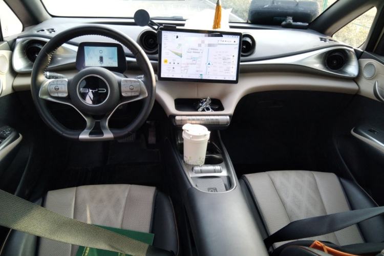 Used BYD Dolphin 2023 420 km Fashion Edition