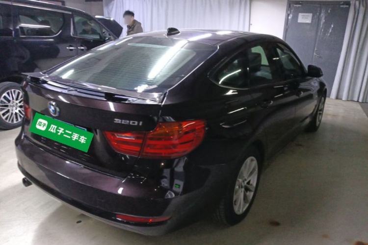 Used BMW 3 Series GT 2013 320i Leading Model
