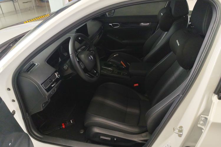 Used Honda Civic 2025 240TURBO CVT SmartFun Pro