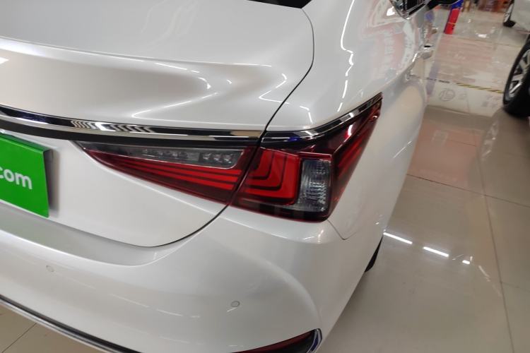 Used Lexus ES 2020 200 Luxury Edition
