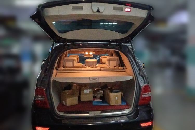 Used Mercedes-Benz M-Class  Trunk