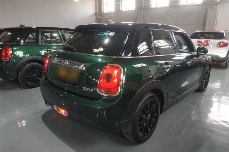 Used MINI MINI 2016 1.5T COOPER Five-Door Edition