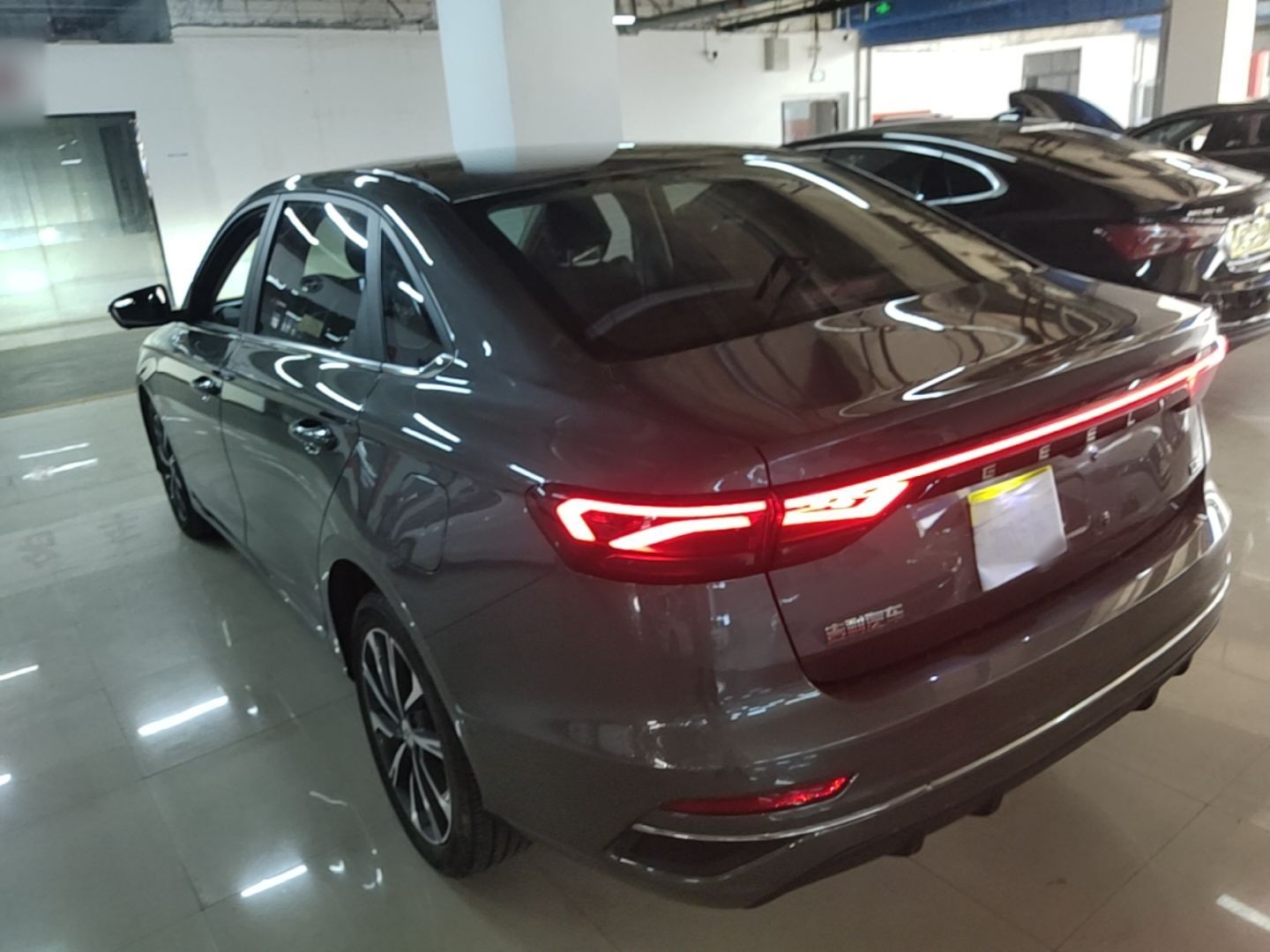 Geely Auto Emgrand 2025 4th Generation 1.5L CVT Luxury Version — снимка 4