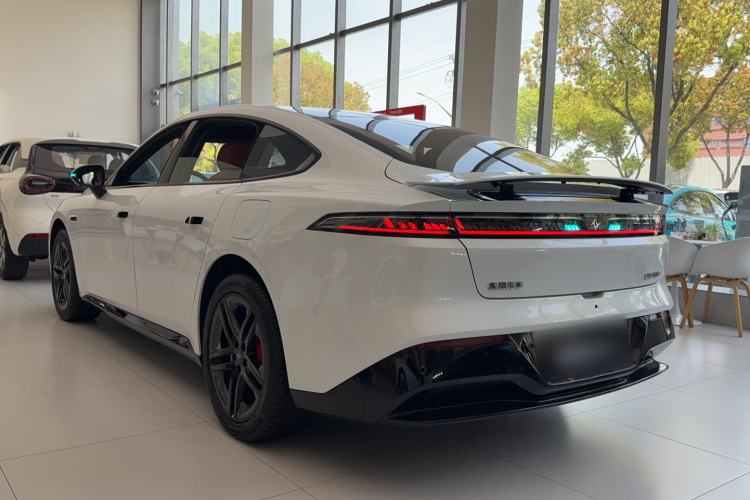 Used Dongfeng eπ eπ007 2026 Model 007+ Pure-Electric 650 Ultra+ LiDAR Edition Exterior 3