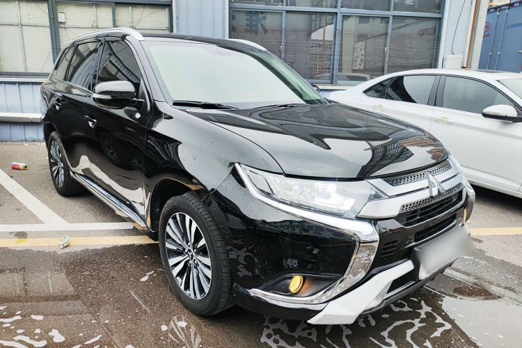 Used Mitsubishi Outlander 2021 Revised Version 2.0L Two-Wheel Drive Enjoyment Edition 5 Seats

