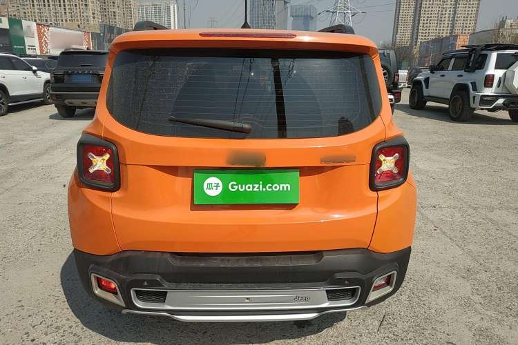 Used Jeep Renegade 2017 180T Automatic Kinetic Edition+
