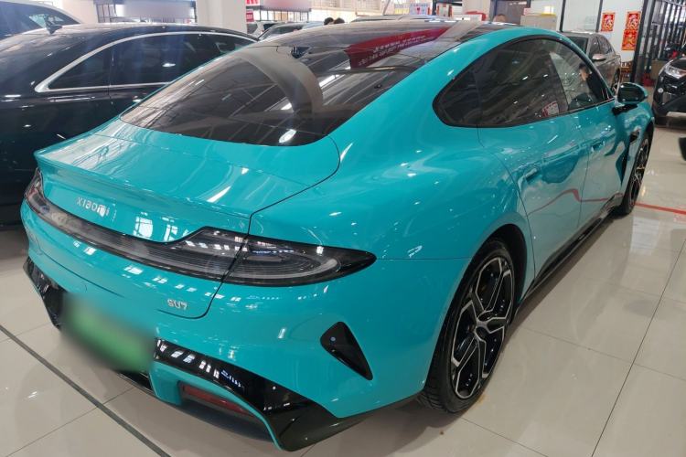Used Xiaomi Auto SU7 2024 Rear-Drive Long-Range Intelligent Driving Version