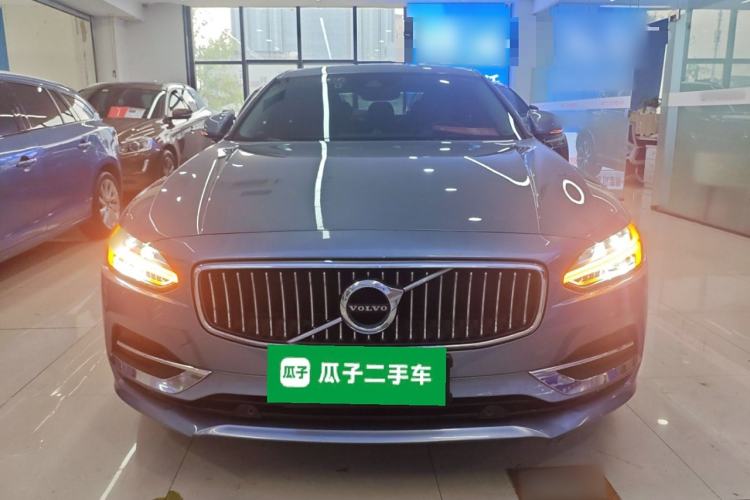 Used Volvo S90 2018 T4 Zhiyuan Edition