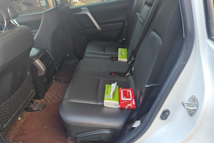 Used Toyota Prado 2018 3.5L Automatic TX-L with Rear-Mounted Spare Tire Left Rear Seat