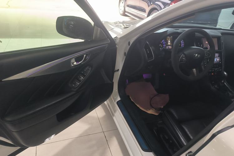 Used Infiniti Q50 2014 3.7L Luxury Sport Edition
