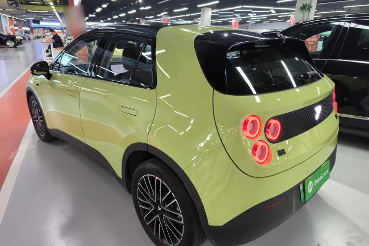 Used firefly 2025 Illuminated Edition
