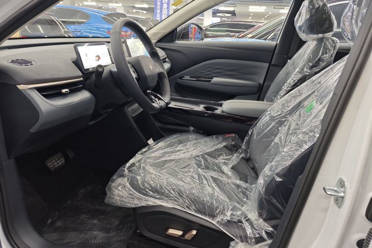 Used ARCFOX T1 2025 Model 425 PLUS
